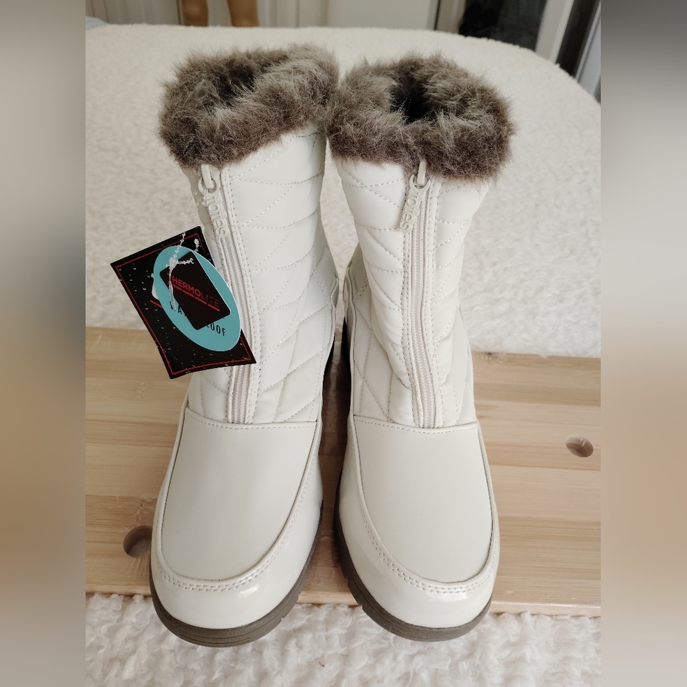 Totes Women's Esther Weather Boot White 11M .